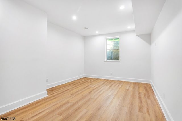 11 Florham Ave, Florham Park Boro, NJ 07932