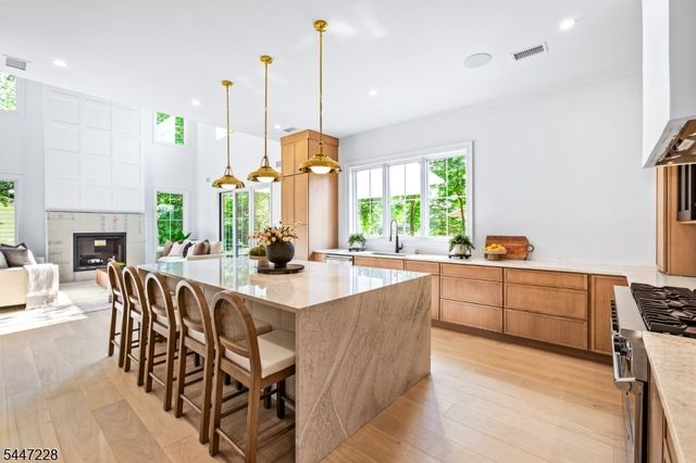 11 Florham Ave, Florham Park Boro, NJ 07932