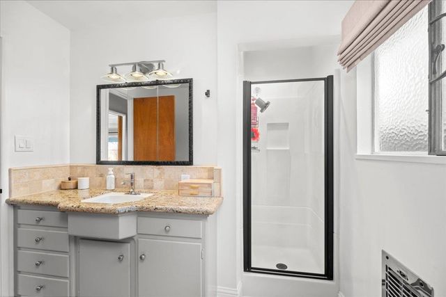 1409 Cherrywood Dr, Modesto, CA 95350