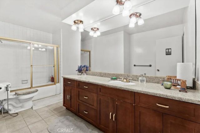 15248 Dickens Street 205, Sherman Oaks, CA 91403
