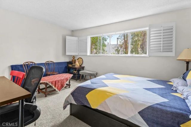 15248 Dickens Street 205, Sherman Oaks, CA 91403
