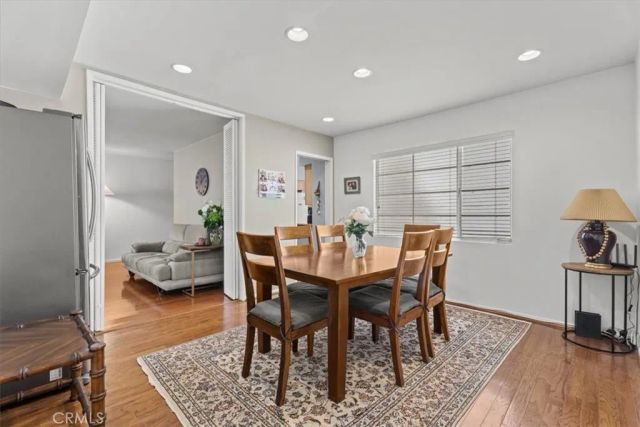 15248 Dickens Street 205, Sherman Oaks, CA 91403