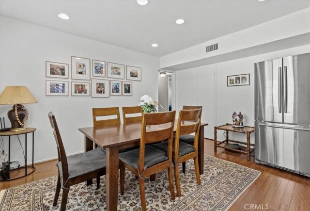 15248 Dickens Street 205, Sherman Oaks, CA 91403