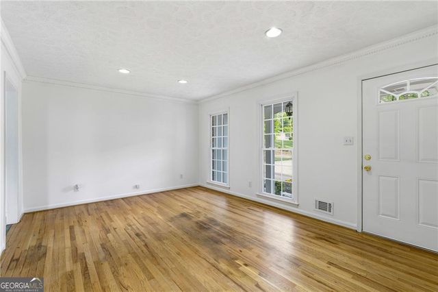 549 Joann Avenue, Austell, GA 30168