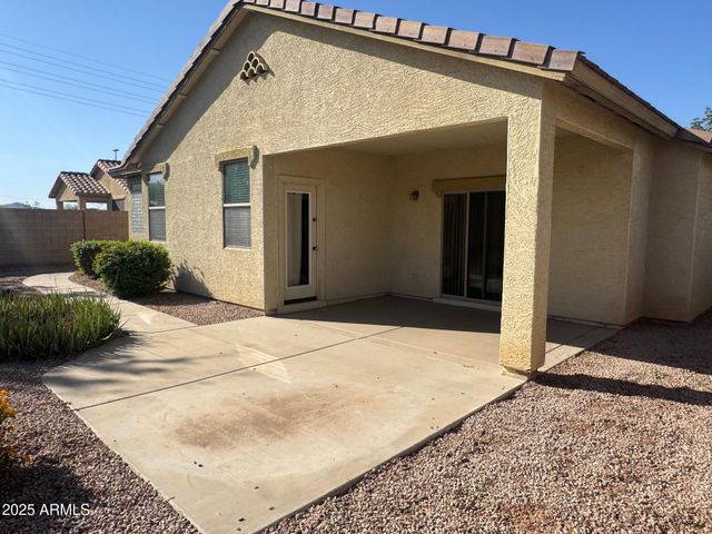 7165 S BRIARWOOD Court, Gilbert, AZ 85298