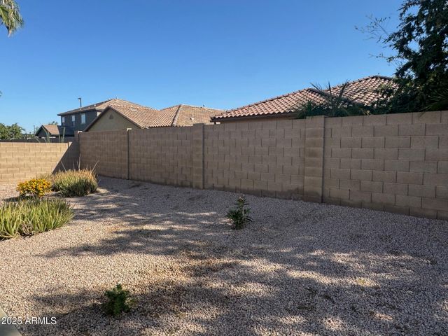 7165 S BRIARWOOD Court, Gilbert, AZ 85298