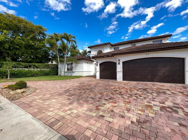 321 SW 159th Drive, Pembroke Pines, FL 33027