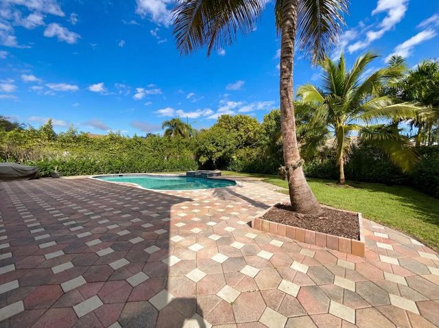 321 SW 159th Drive, Pembroke Pines, FL 33027