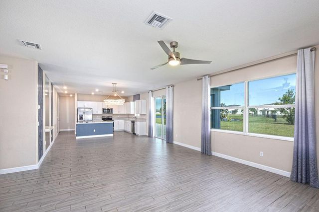 12623 NW Copper Creek Drive, Port St. Lucie, FL 34987
