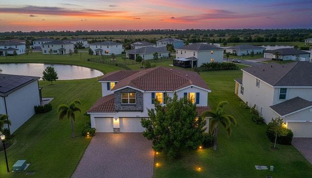 12623 NW Copper Creek Drive, Port St. Lucie, FL 34987