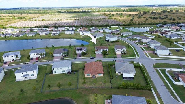 12623 NW Copper Creek Drive, Port St. Lucie, FL 34987