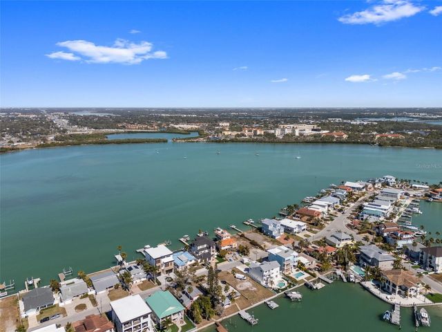 837 BAY POINT DRIVE, Madeira Beach, FL 33708