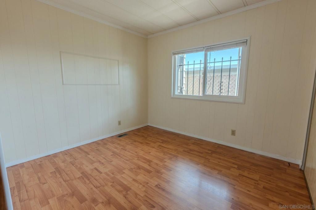 Image 24 of property listing at 6 Oriole Ln, Oceanside, CA 92057