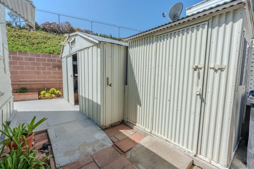 Image 33 of property listing at 6 Oriole Ln, Oceanside, CA 92057
