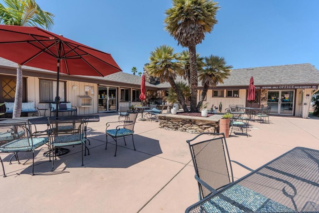 Image 40 of property listing at 6 Oriole Ln, Oceanside, CA 92057