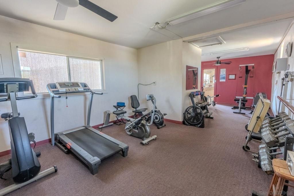 Image 47 of property listing at 6 Oriole Ln, Oceanside, CA 92057