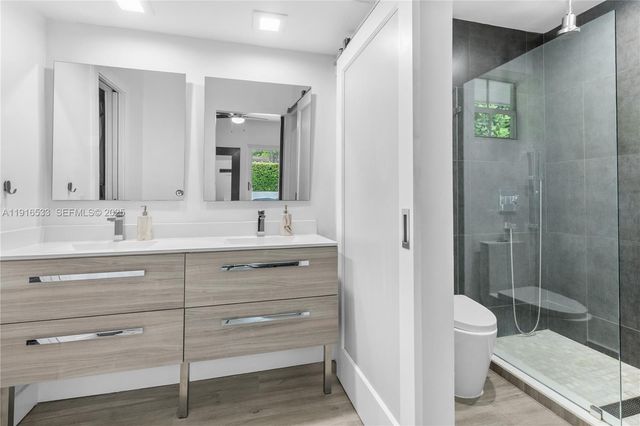 2055 NE 201st Ter, Miami, FL 33179