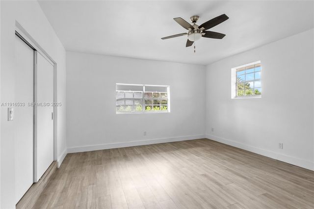 2055 NE 201st Ter, Miami, FL 33179