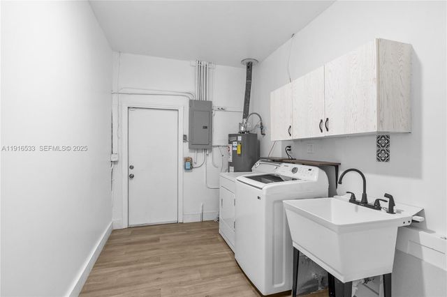 2055 NE 201st Ter, Miami, FL 33179