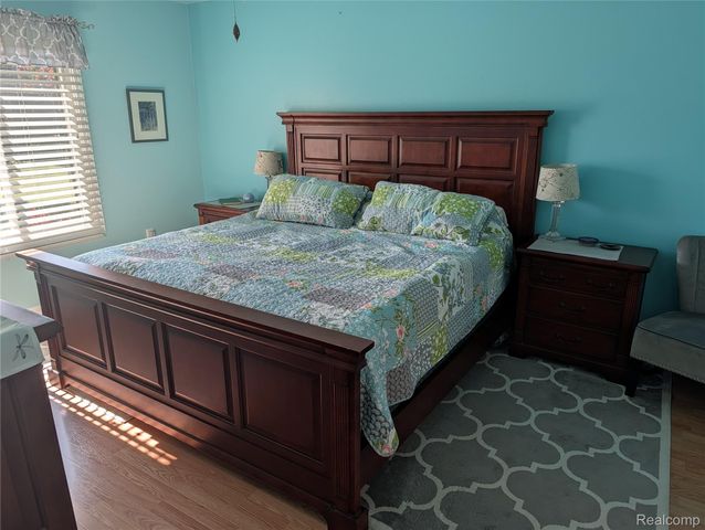 57487 Nicholas Drive, Washington Township, MI 48094