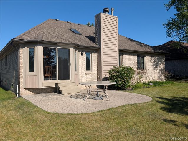 57487 Nicholas Drive, Washington Township, MI 48094