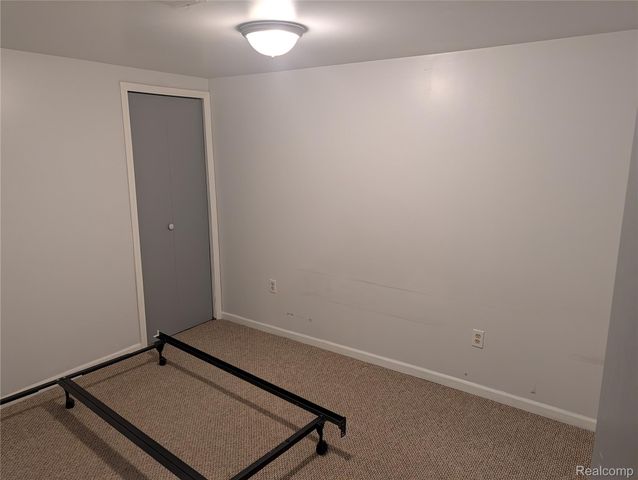 57487 Nicholas Drive, Washington Township, MI 48094