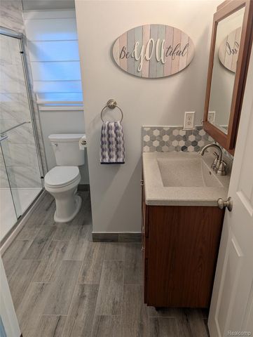 57487 Nicholas Drive, Washington Township, MI 48094