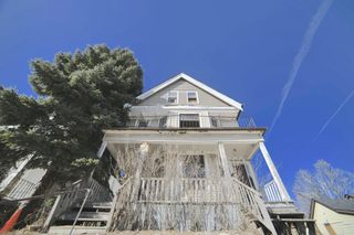 2565 N Dr William Finlayson STREET #2567, Milwaukee, WI 53212