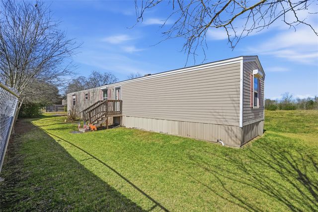 801 Genoa Red Bluff Road, Pasadena, TX 77504