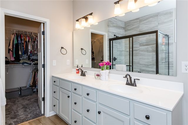 1830 Kingsbarn Court, Miamisburg, OH 45342