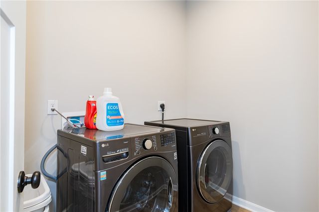 1830 Kingsbarn Court, Miamisburg, OH 45342