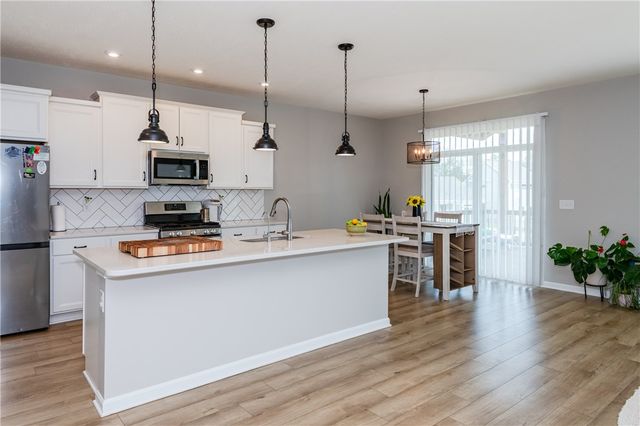 1830 Kingsbarn Court, Miamisburg, OH 45342