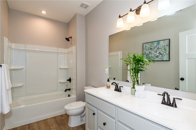 1830 Kingsbarn Court, Miamisburg, OH 45342