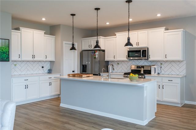1830 Kingsbarn Court, Miamisburg, OH 45342