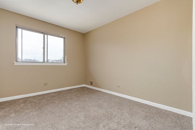 9586 S Colfax Avenue, Chicago, IL 60617