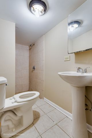 9586 S Colfax Avenue, Chicago, IL 60617
