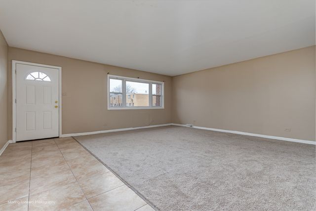 9586 S Colfax Avenue, Chicago, IL 60617