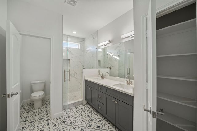 1065 Saint Clair Street, Houston, TX 77088