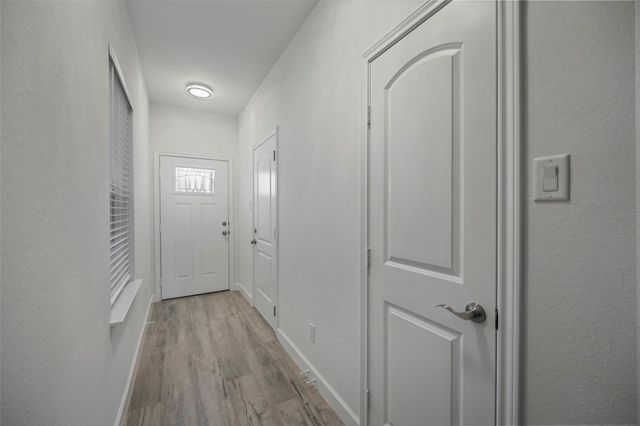 1065 Saint Clair Street, Houston, TX 77088