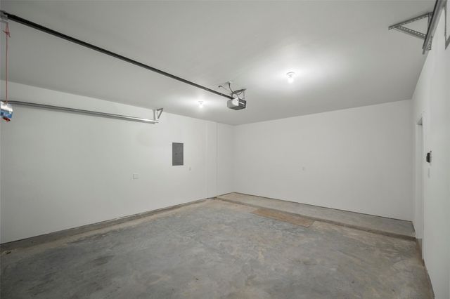 1065 Saint Clair Street, Houston, TX 77088