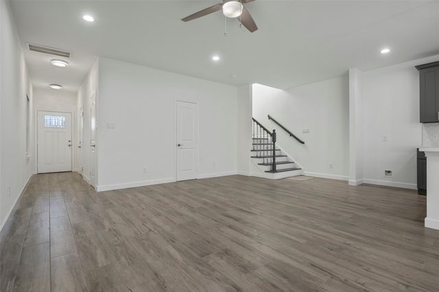 1065 Saint Clair Street, Houston, TX 77088