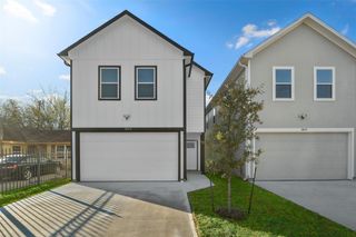 1065 Saint Clair Street, Houston, TX 77088