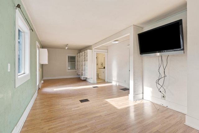 1545 NW 3rd Street, Bend, OR 97703