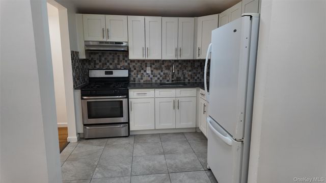 13930 Laurelton Parkway, Rosedale, NY 11422