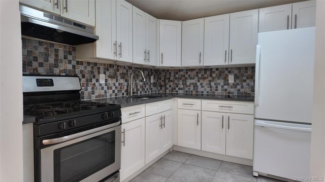 13930 Laurelton Parkway, Rosedale, NY 11422