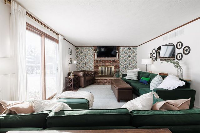 199 Kearney Drive, Irondequoit, NY 14617