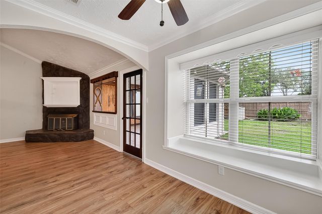 13907 Old Village Lane, Sugar Land, TX 77498