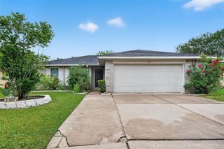 13907 Old Village Lane, Sugar Land, TX 77498