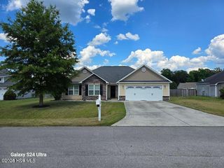 213 Adagio Trail, Richlands, NC 28574