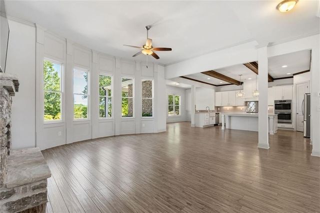 988 Woodtrace Lane, Auburn, GA 30011